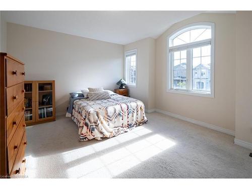 19 Humphrey Street, Waterdown, ON - Indoor Photo Showing Bedroom