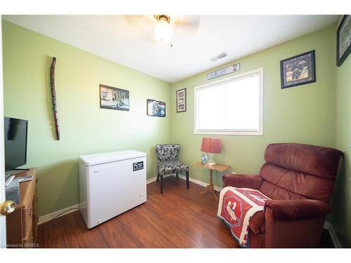 25 West Avenue, Stoney Creek, ON - Indoor