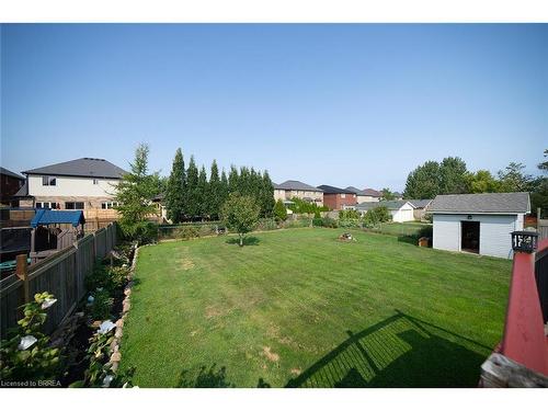 25 West Avenue, Stoney Creek, ON - Outdoor With Backyard