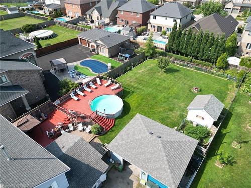 25 West Avenue, Stoney Creek, ON - Outdoor With Above Ground Pool