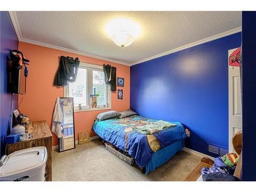 4 Norsworthy Lane, Ingersoll, ON - Indoor Photo Showing Bedroom