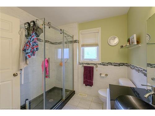 4 Norsworthy Lane, Ingersoll, ON - Indoor Photo Showing Bathroom