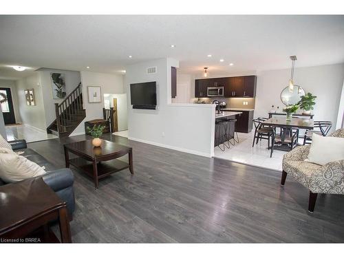 37 Nightingale Drive, Brantford, ON - Indoor Photo Showing Living Room