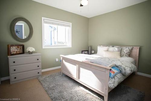 200 Mcguiness Drive, Brantford, ON - Indoor Photo Showing Bedroom