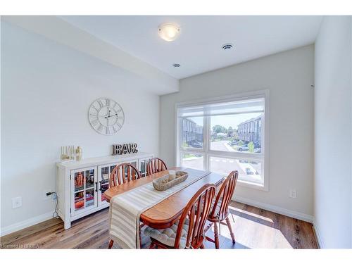 18-720 Grey Street, Brantford, ON - Indoor Photo Showing Dining Room