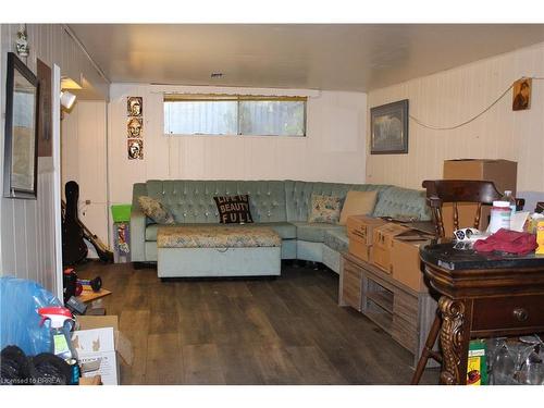 229 West 33Rd Street, Hamilton, ON - Indoor Photo Showing Living Room