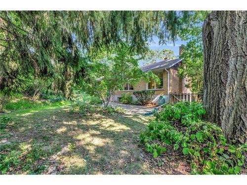 84 Creighton Road, Dundas, ON - Outdoor