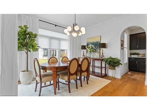 42 Aspen Circle, Thorndale, ON - Indoor Photo Showing Dining Room