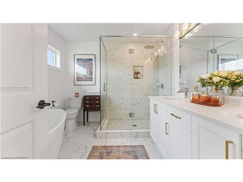 42 Aspen Circle, Thorndale, ON - Indoor Photo Showing Bathroom