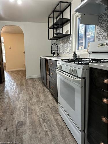 3852 Roxborough Avenue, Crystal Beach, ON - Indoor Photo Showing Kitchen