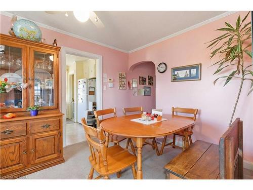 1 Grand River Avenue, Brantford, ON - Indoor Photo Showing Dining Room