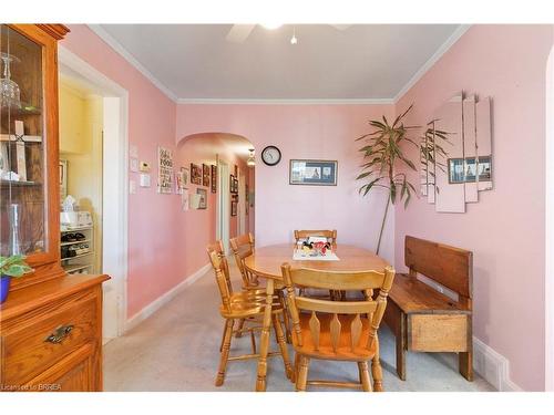 1 Grand River Avenue, Brantford, ON - Indoor Photo Showing Dining Room