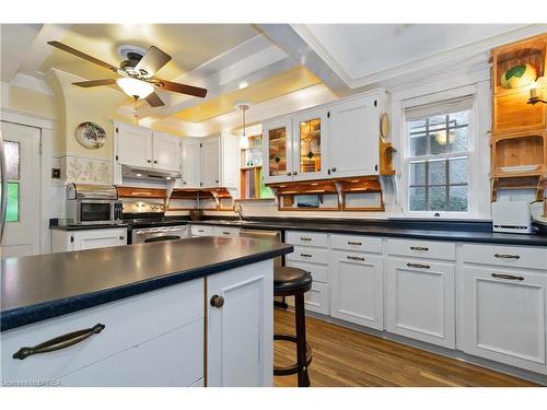 36 Lincoln Avenue, Brantford, ON - Indoor Photo Showing Kitchen