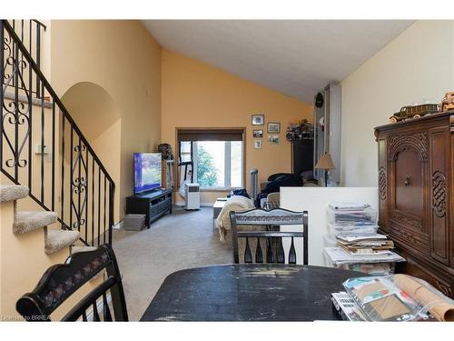 2606 Harrisburg Road, Lynden, ON - Indoor Photo Showing Other Room