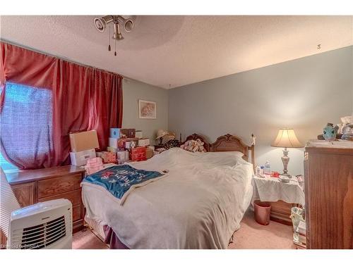 E-502 Grey Street, Brantford, ON - Indoor Photo Showing Bedroom