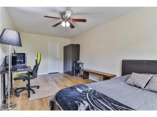 47 Shantz Avenue, Brantford, ON - Indoor Photo Showing Bedroom