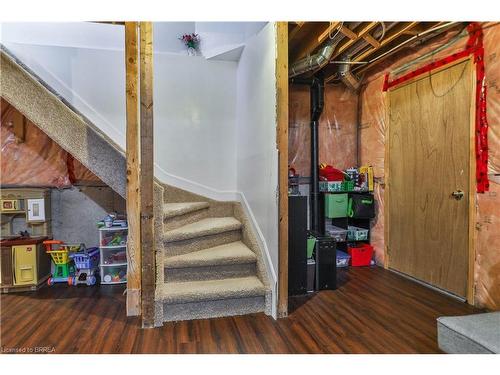 47 Shantz Avenue, Brantford, ON - Indoor Photo Showing Bathroom