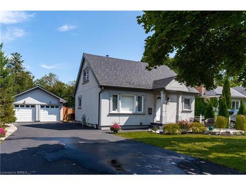 17 Trimdon Avenue, Brantford, ON - Outdoor With Facade