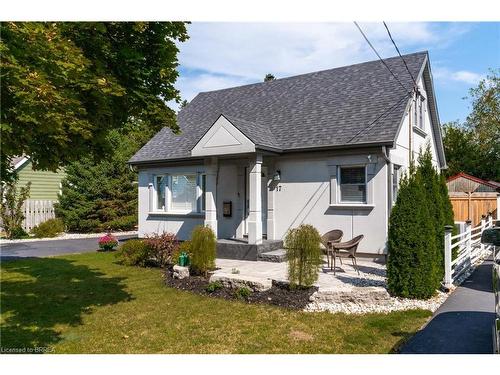 17 Trimdon Avenue, Brantford, ON - Outdoor With Facade