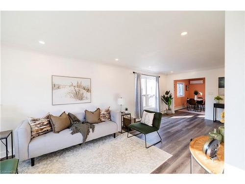 346 Rawdon Street, Brantford, ON - Indoor Photo Showing Living Room