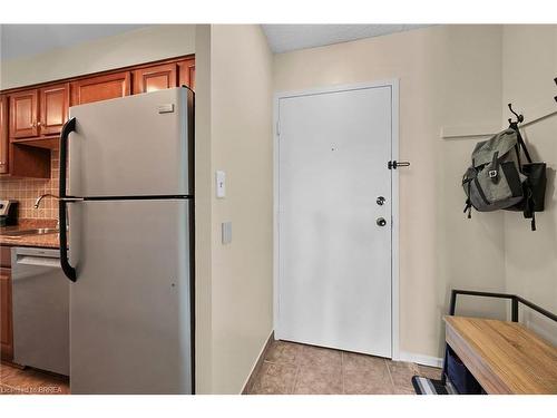 331-36 Hayhurst Road, Brantford, ON - Indoor Photo Showing Kitchen