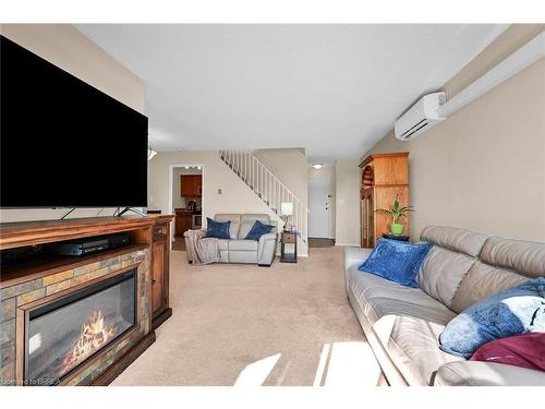 331-36 Hayhurst Road, Brantford, ON - Indoor Photo Showing Living Room With Fireplace