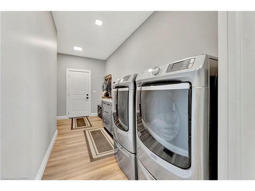 14 Hudson Drive, Brantford, ON - Indoor Photo Showing Laundry Room