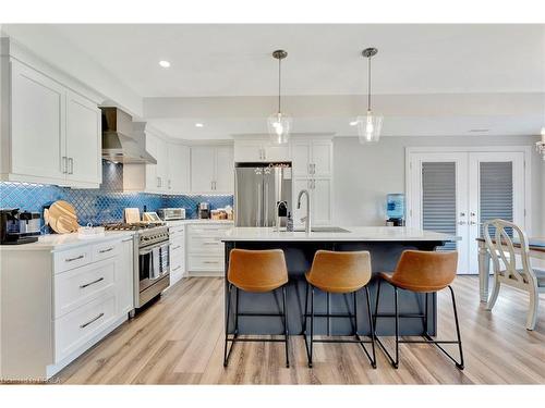 14 Hudson Drive, Brantford, ON - Indoor Photo Showing Kitchen With Upgraded Kitchen