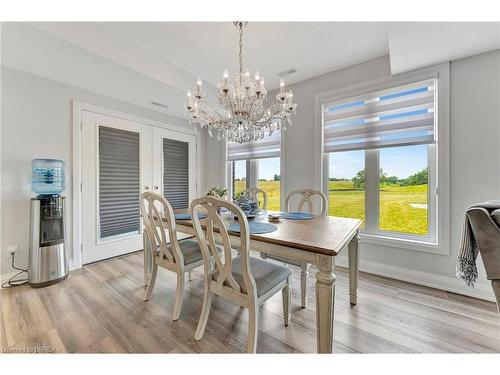 14 Hudson Drive, Brantford, ON - Indoor Photo Showing Dining Room