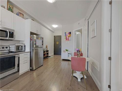 116-85A Morrell Street, Brantford, ON - Indoor Photo Showing Kitchen