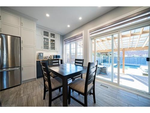 2 Carroll Lane, Brantford, ON - Indoor Photo Showing Dining Room