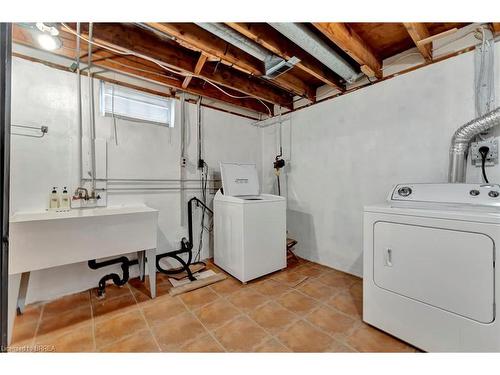 21 Jefferson Avenue, Port Colborne, ON - Indoor Photo Showing Laundry Room