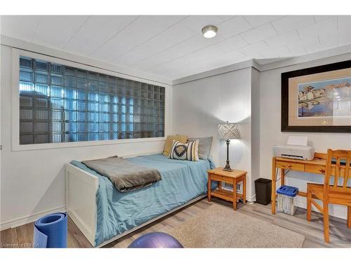 3 Brier Place, Brantford, ON - Indoor Photo Showing Bedroom