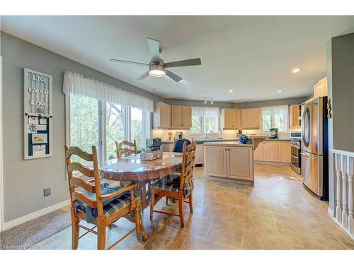 62 Pleasant Ridge Road, Brantford, ON - Indoor Photo Showing Dining Room