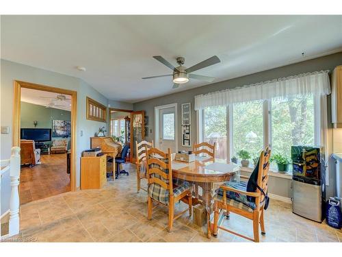 62 Pleasant Ridge Road, Brantford, ON - Indoor Photo Showing Dining Room