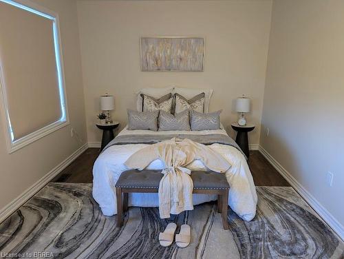 121 Bilanski Farm Road, Brantford, ON - Indoor Photo Showing Bedroom