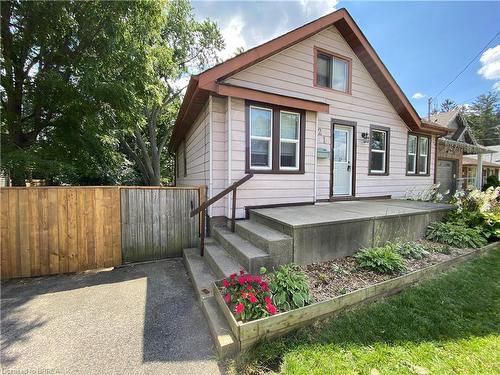 421 Chatham Street, Brantford, ON - Outdoor