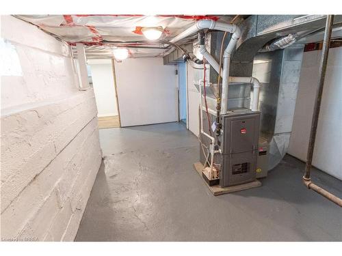 982 Dame Street, London, ON - Indoor Photo Showing Basement