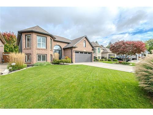 32 Mcintosh Court, Brantford, ON - Outdoor With Facade