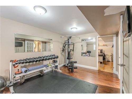 32 Mcintosh Court, Brantford, ON - Indoor Photo Showing Gym Room