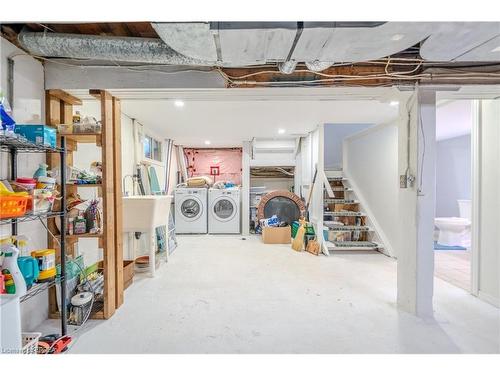 131 Morrell Street, Brantford, ON - Indoor Photo Showing Laundry Room