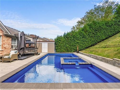 39 Hunter Way, Brantford, ON - Outdoor With In Ground Pool