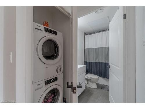 706-7 Erie Avenue, Brantford, ON - Indoor Photo Showing Laundry Room