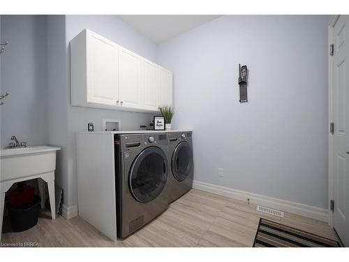 21 Tedley Boulevard, Brantford, ON - Indoor Photo Showing Laundry Room