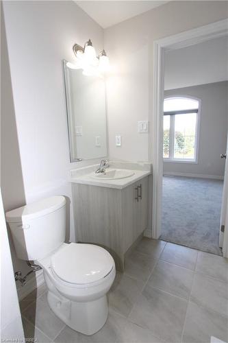 131-677 Park Road N, Brantford, ON - Indoor Photo Showing Bathroom