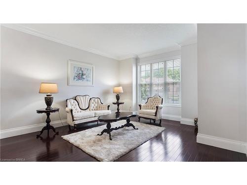 88 Hunter Way, Brantford, ON - Indoor Photo Showing Living Room