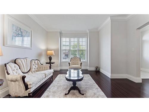 88 Hunter Way, Brantford, ON - Indoor Photo Showing Living Room