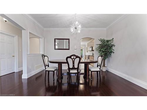 88 Hunter Way, Brantford, ON - Indoor Photo Showing Dining Room