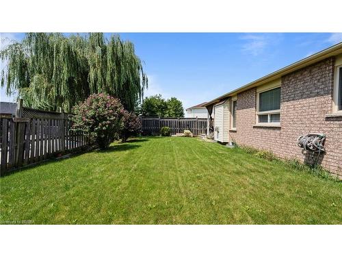 88 Hunter Way, Brantford, ON - Outdoor