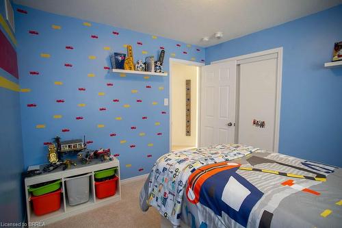 8 Turnbull Drive, Brantford, ON - Indoor Photo Showing Bedroom